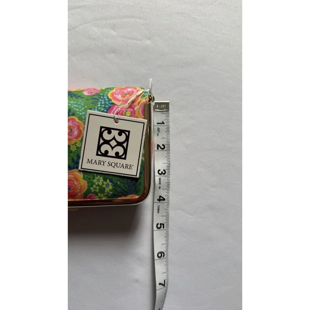Mary Square Madison Snap Pill Case Floral Weekly 7-Day AM/PM Organizer 26032